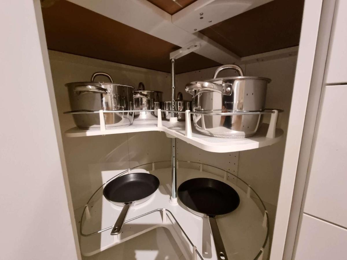 In - Deluxe 4 Rent, King-sized Bed, Near Center Gasthuis *